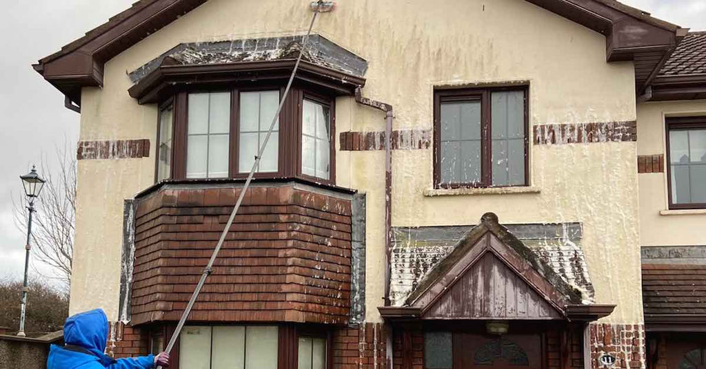 Soft washing painted sand & cement render with Benz Bio Cleanze (video)