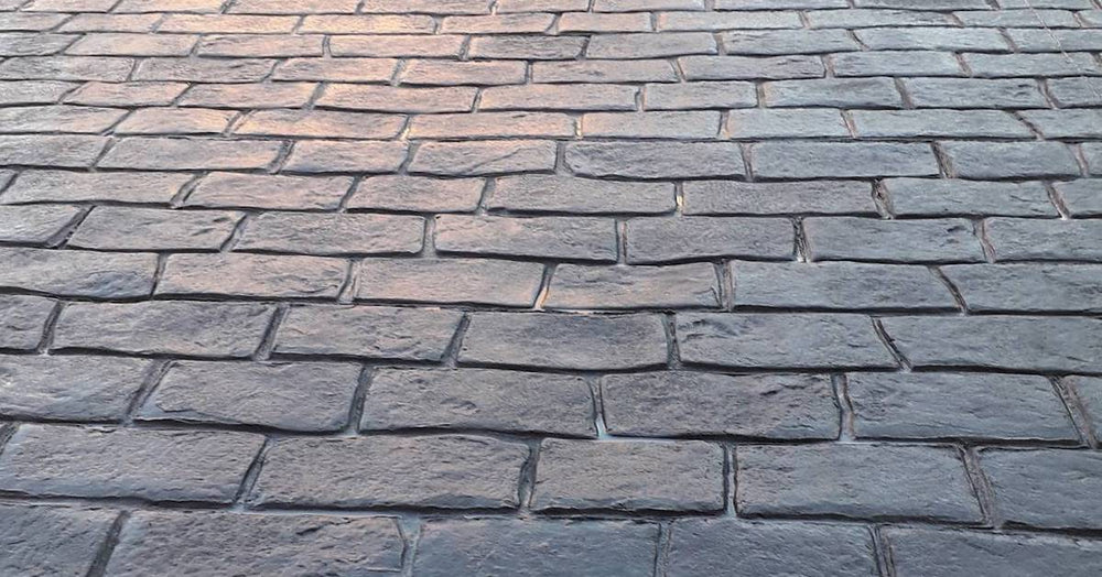 Pattern imprinted/stamped/textured concrete driveways – how to soft wash them?